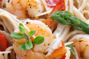 Shrimp and Asparagus Linguini