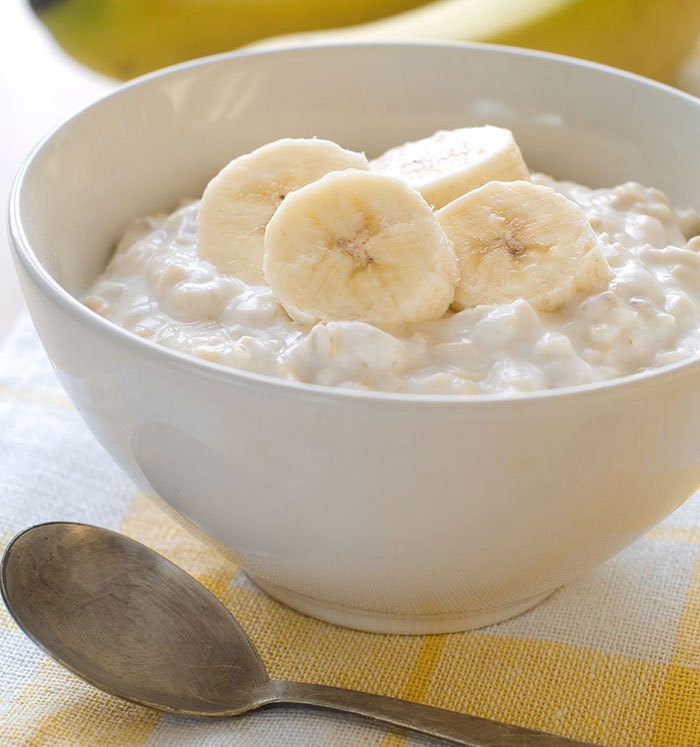 Slow Cooker Banana Oatmeal - The Cooking Mom