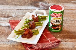 Spice Up the Holidays with Bacon Wrapped Green Beans!